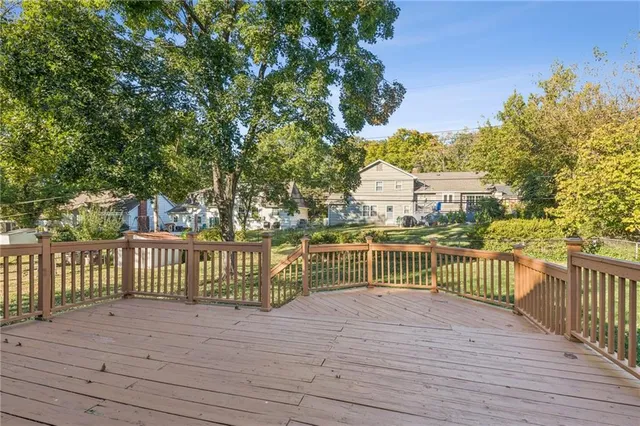 $369,950 | 9516 Woodson Drive, Overland Park, KS 66207