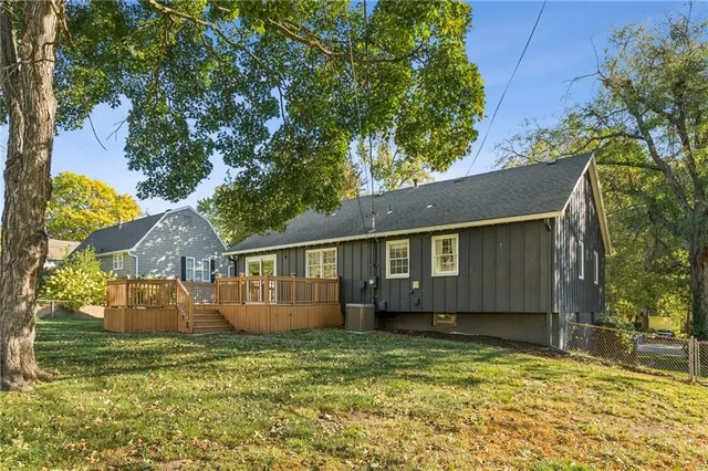 $369,950 | 9516 Woodson Drive, Overland Park, KS 66207