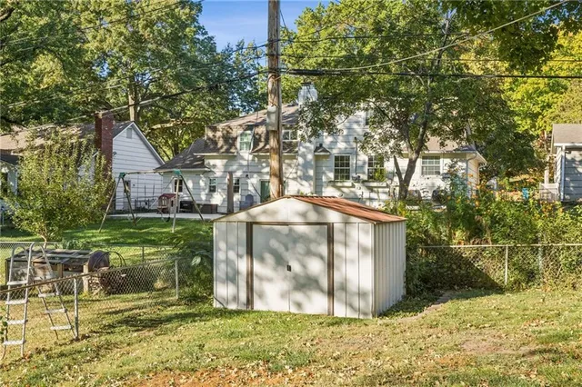 $369,950 | 9516 Woodson Drive, Overland Park, KS 66207