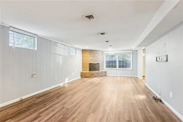 $369,950 | 9516 Woodson Drive, Overland Park, KS 66207