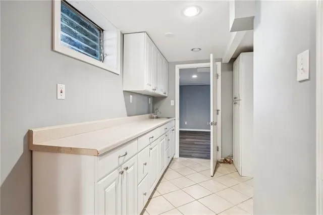 $369,950 | 9516 Woodson Drive, Overland Park, KS 66207