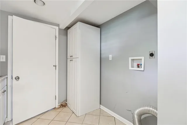 $369,950 | 9516 Woodson Drive, Overland Park, KS 66207