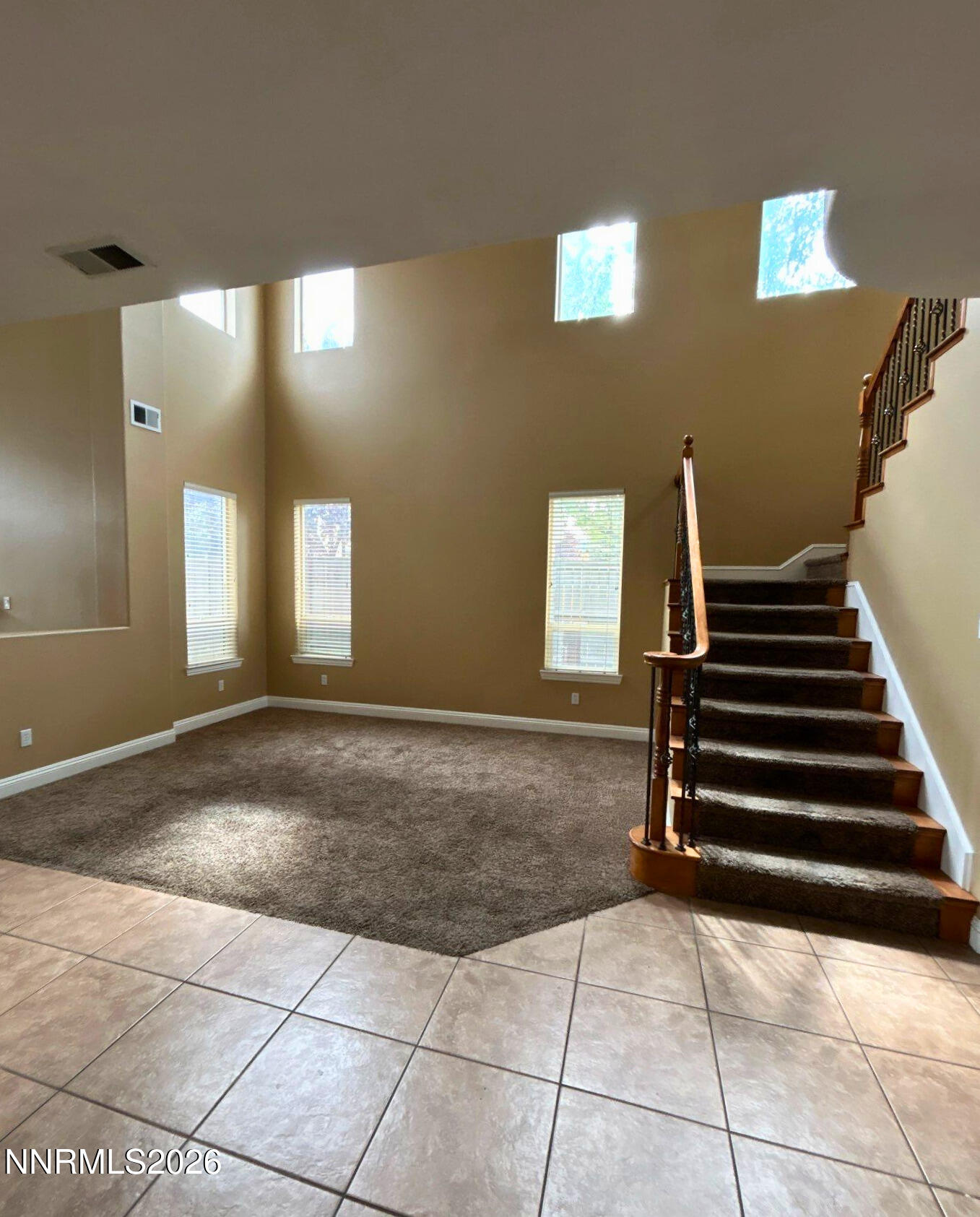 635 Ubaldo Court Reno, NV 89521 - Photo 3 of 18 ef9a8aa3-c175-49ee-a4c2-f0f54eca7b28