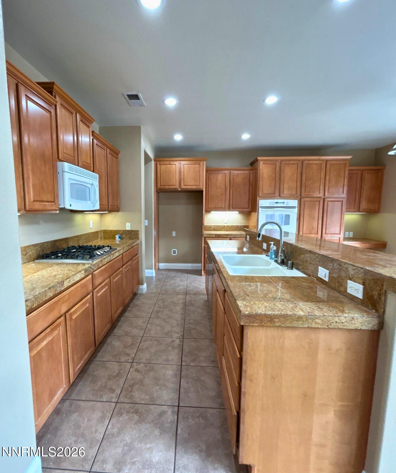 635 Ubaldo Court Reno, NV 89521 - Photo 5 of 18 d6417d15-4cef-4fc2-a790-a5a2d48f4296