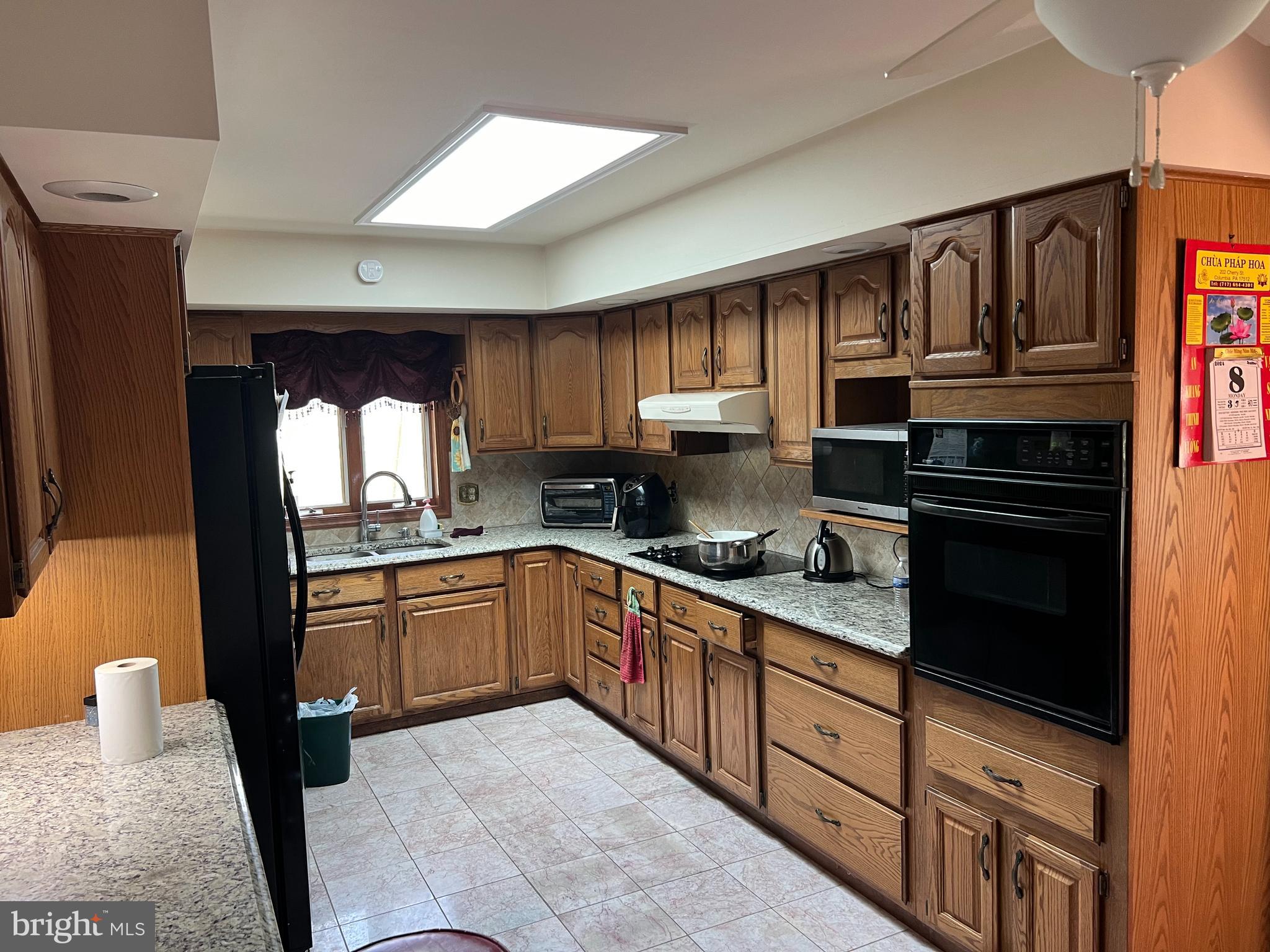 19 Gaul Road Reading, PA 19608 - Photo 6 of 24