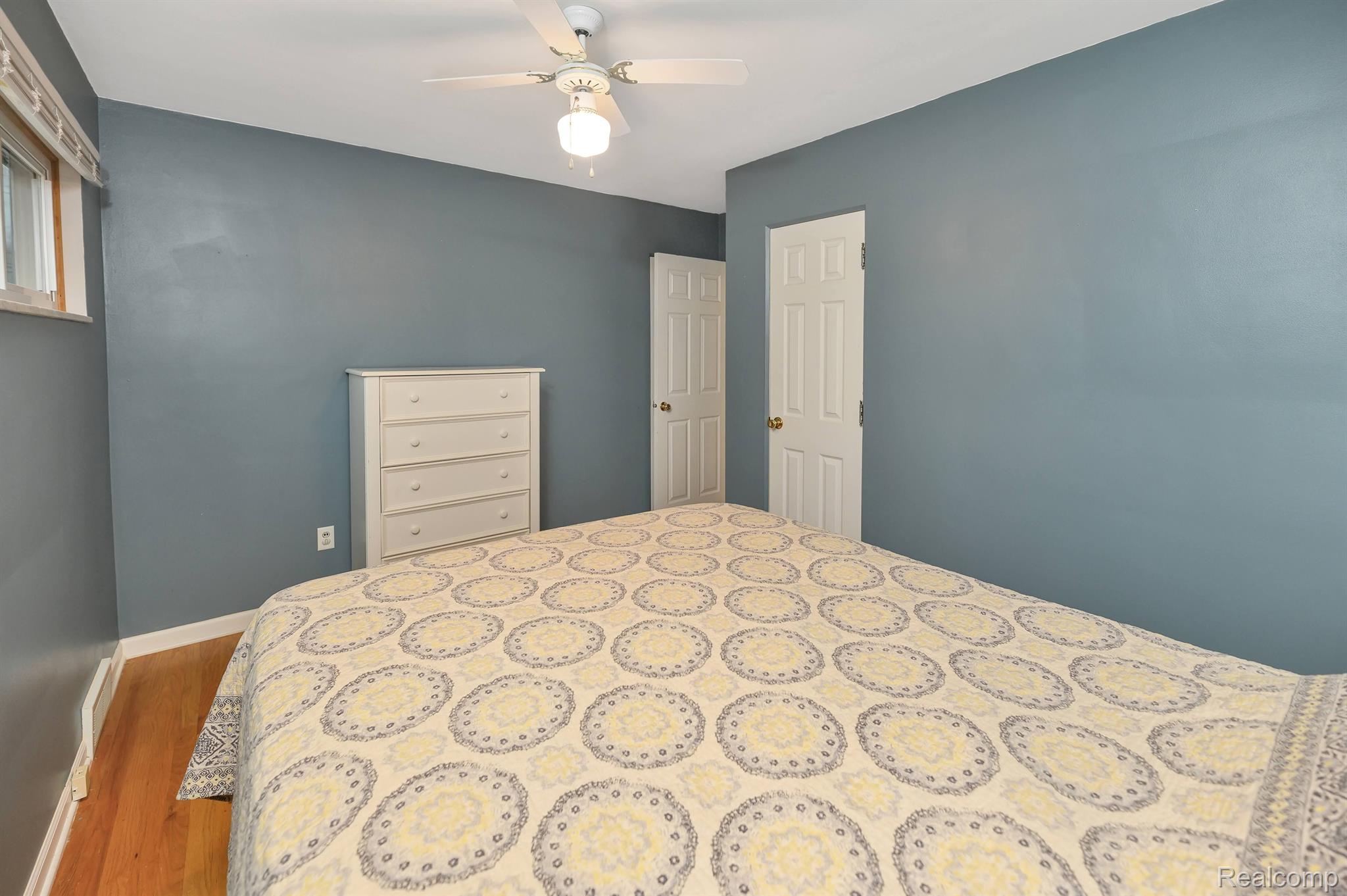 2715 Columbia Road Berkley, MI 48072 - Photo 32 of 51 Gallery Image 32
