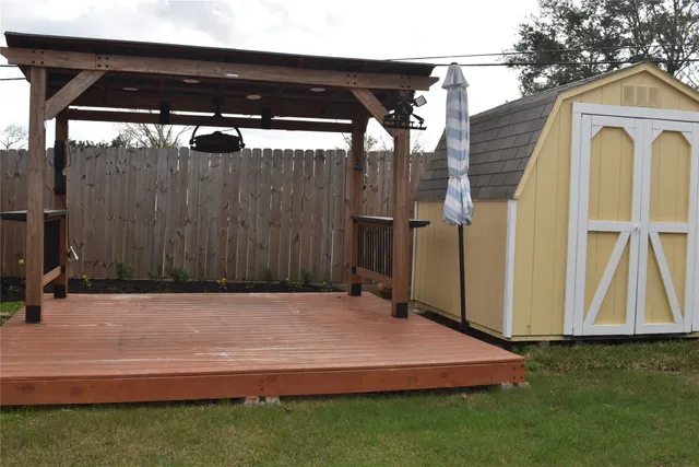 $278,000 | 6516 Stoney Creek Drive, Pasadena, TX 77503