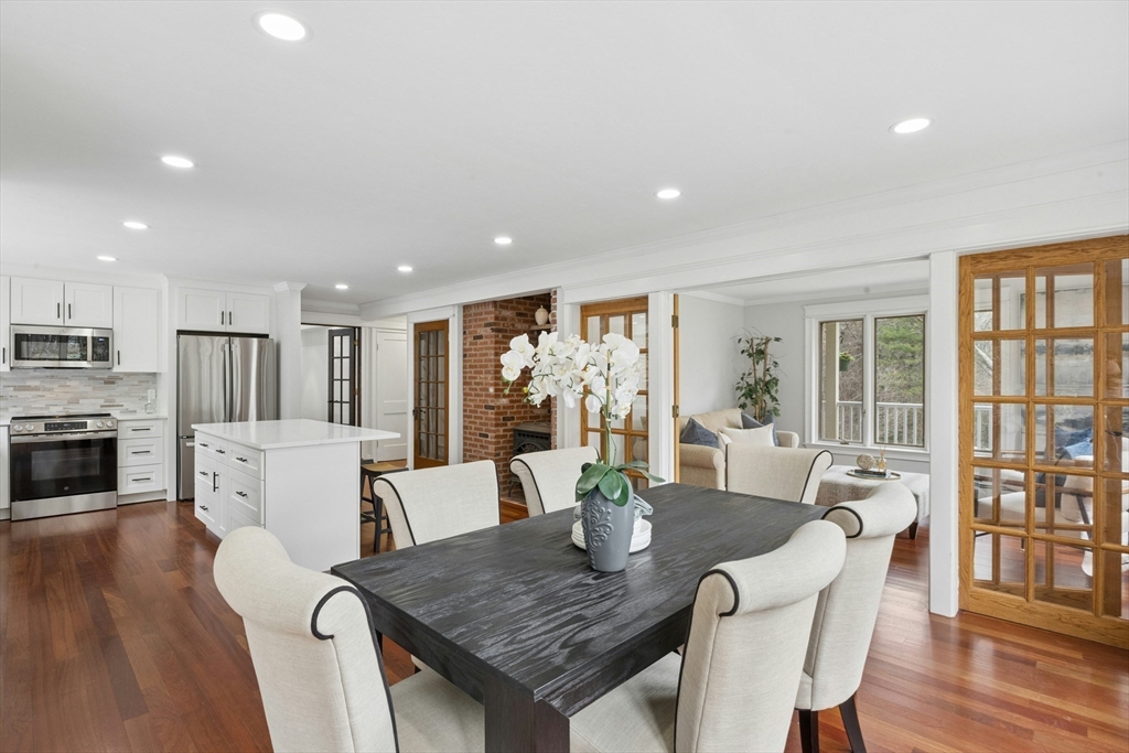 184 Old Bolton Road Stow, MA 01775 - Photo 5 of 39
