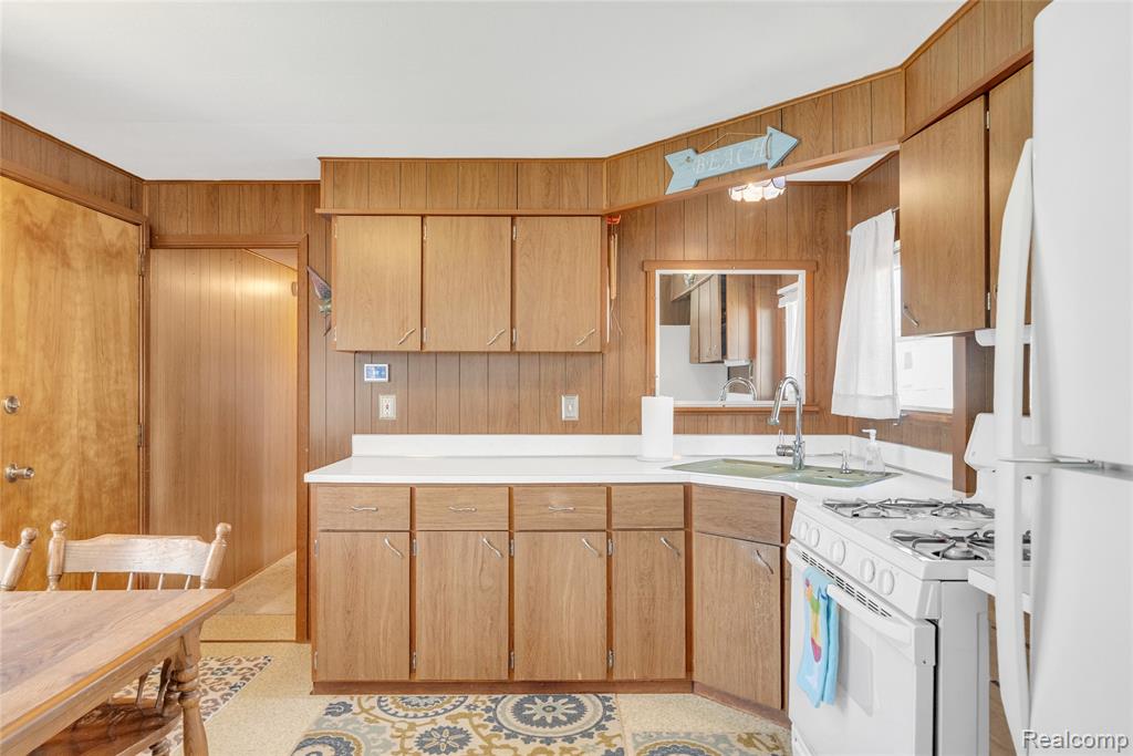 5203 Main Street, Unit 160 Lexington, MI 48450 - Photo 8 of 23