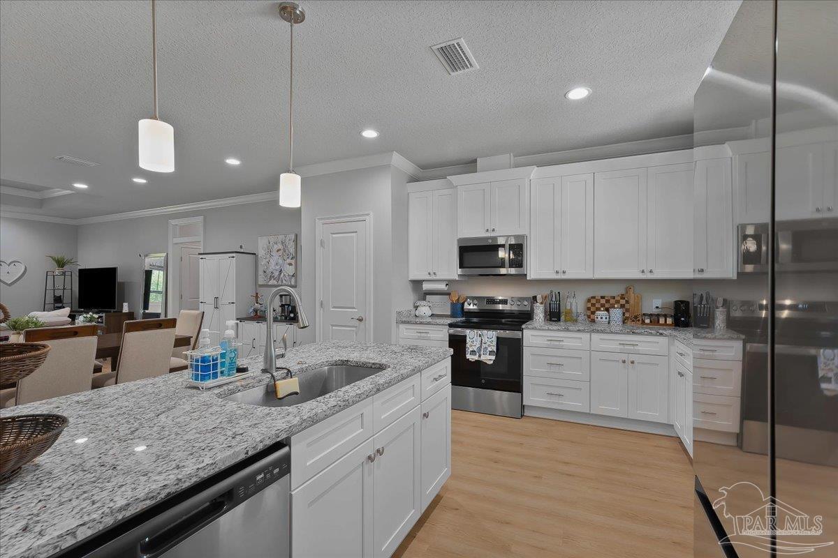 6659 Rocky Shores Road Milton, FL 32583 - Photo 10 of 40