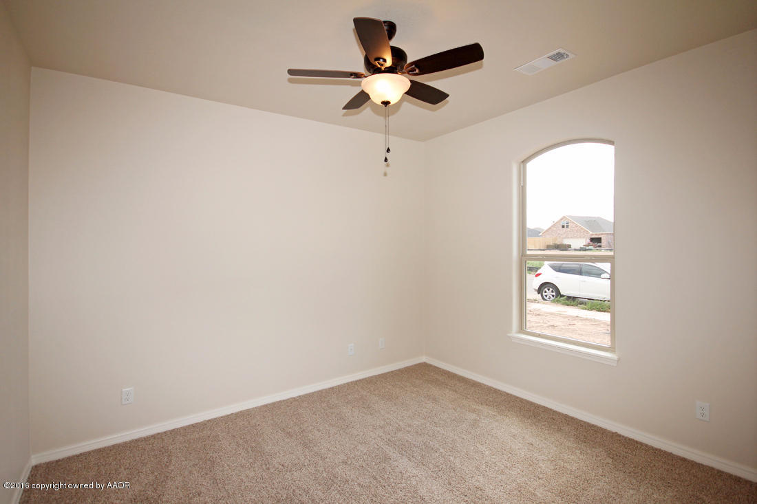 7405 Rochester Drive Amarillo, TX 79118 - Photo 22 of 32 2nd Bedroom