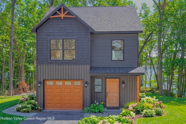 $830,000 | 11 Mueller Road, Saugerties, NY 12453