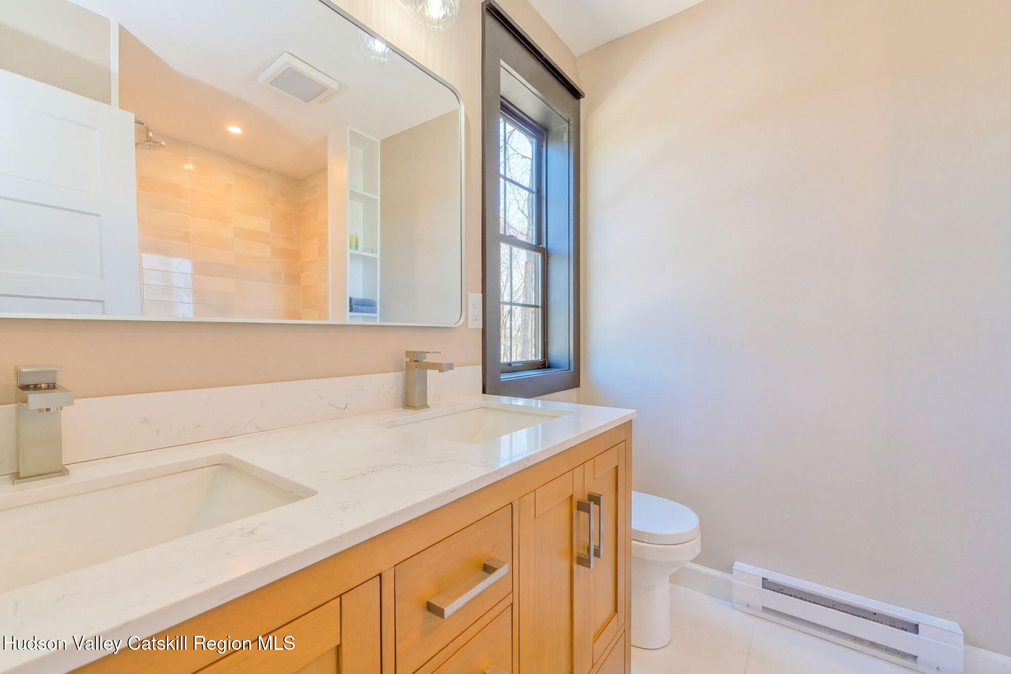 11 Mueller Road Saugerties, NY 12453 - Photo 21 of 36 54-primary-bathroom-1