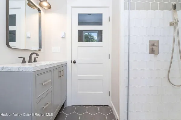 $830,000 | 11 Mueller Road, Saugerties, NY 12453