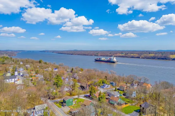 $830,000 | 11 Mueller Road, Saugerties, NY 12453