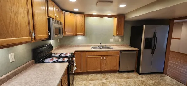 $483,000 | 301 Douglas Court, Barneveld, WI 53507