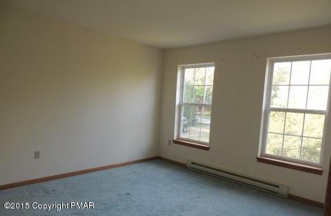 1900 Butte Road Blakeslee, PA 18610 - Photo 12 of 16 an empty room with a window