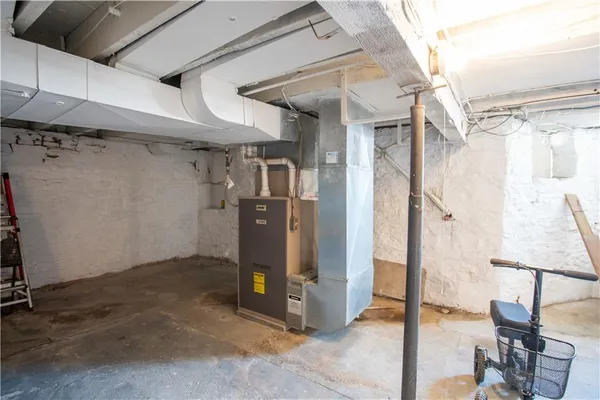 a view of a walk in closet