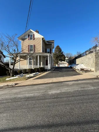 $3,500 | 19 Hudson Terrace, Unit 2ND FLOOR (WALKUP), Sleepy Hollow, NY 10591