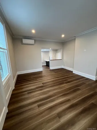 $3,300 | 19 Hudson Terrace, Unit 2ND FLOOR (WALKUP), Sleepy Hollow, NY 10591