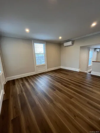 $3,300 | 19 Hudson Terrace, Unit 2ND FLOOR (WALKUP), Sleepy Hollow, NY 10591