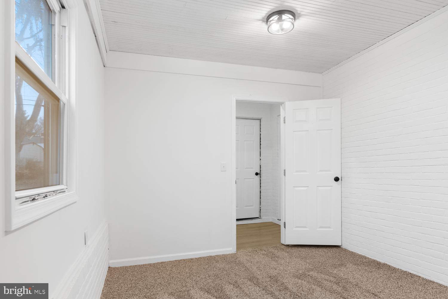 7 Cedarhurst Circle Lancaster, PA 17603 - Photo 11 of 24 a view of an empty room