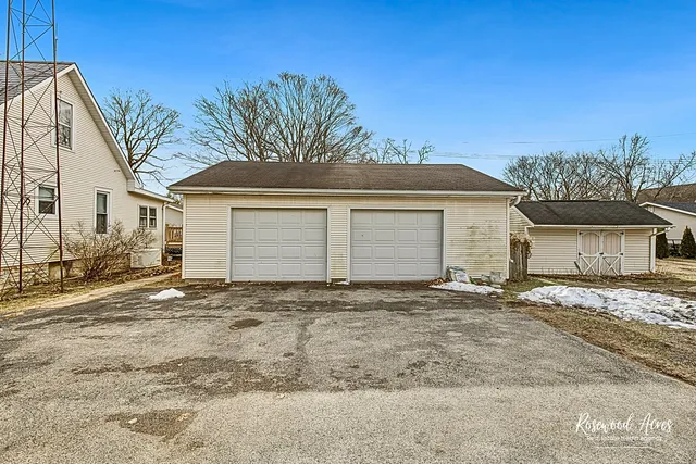 $199,900 | 123 East Park Street, Chebanse, IL 60922