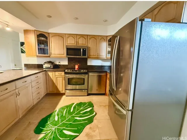 $1,525,000 | 607 Kealahou Street, Honolulu, HI 96825