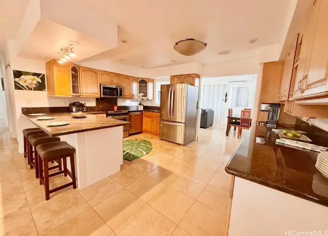 $1,525,000 | 607 Kealahou Street, Honolulu, HI 96825
