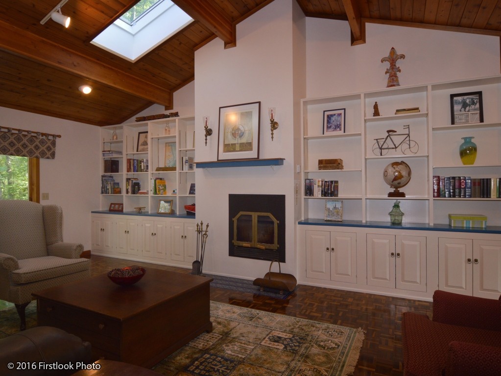 369 Spring Street Wrentham, MA 02093 - Photo 12 of 30