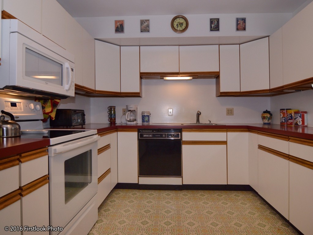 369 Spring Street Wrentham, MA 02093 - Photo 7 of 30