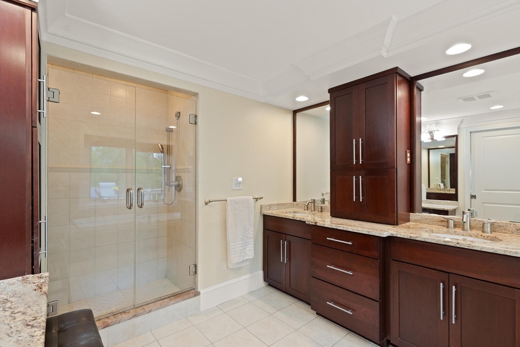 53 Hollytree Road Stoughton, MA 02072 - Photo 14 of 33 Gallery Image 14