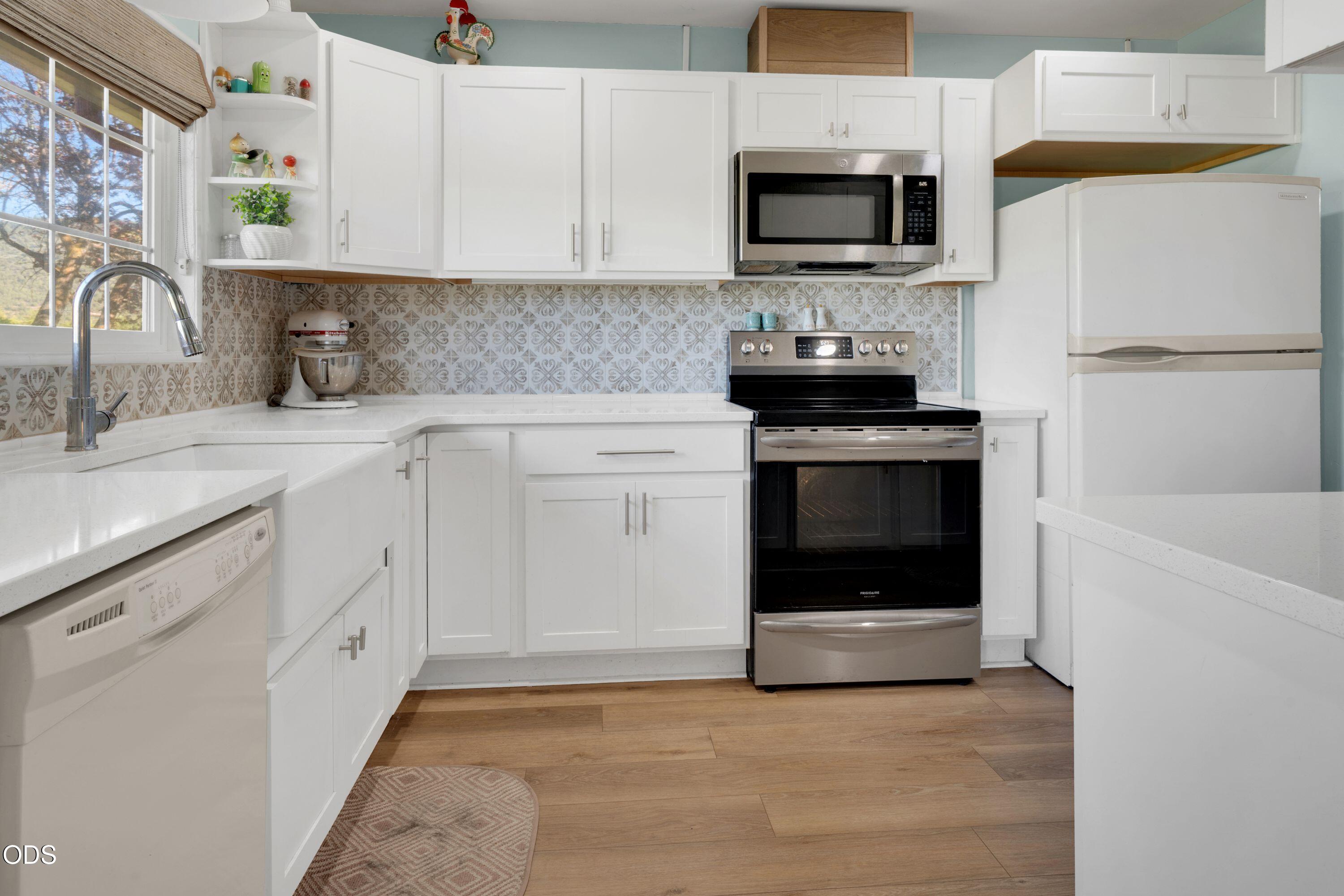 8230 Hill Road Klamath Falls, OR 97603 - Photo 12 of 33