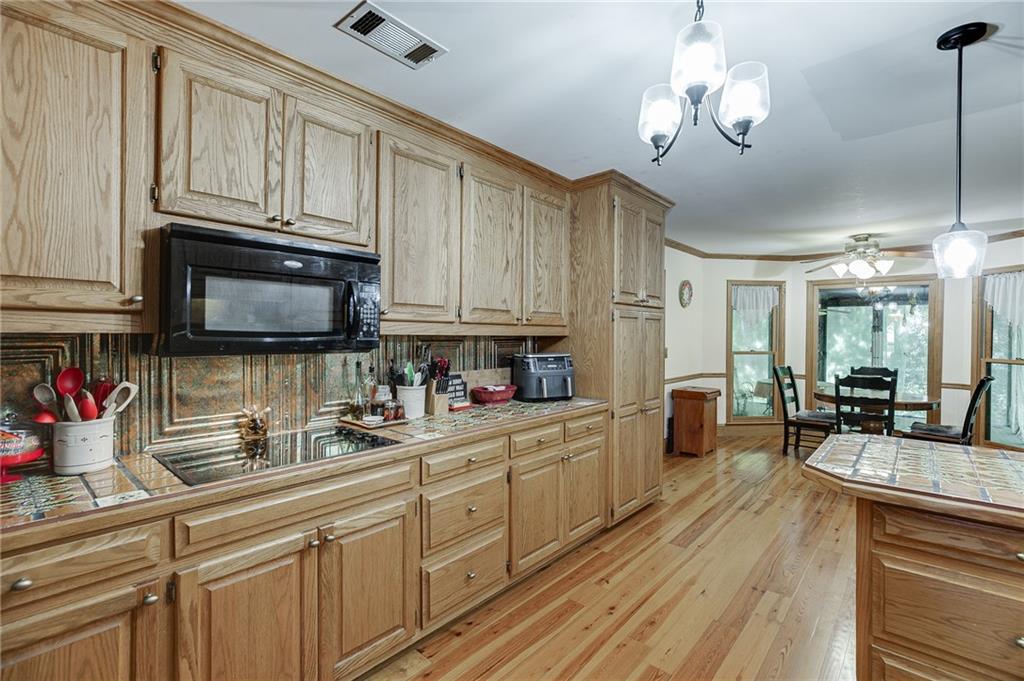 2720 Bay Ridge Drive Loganville, GA 30052 - Photo 12 of 52