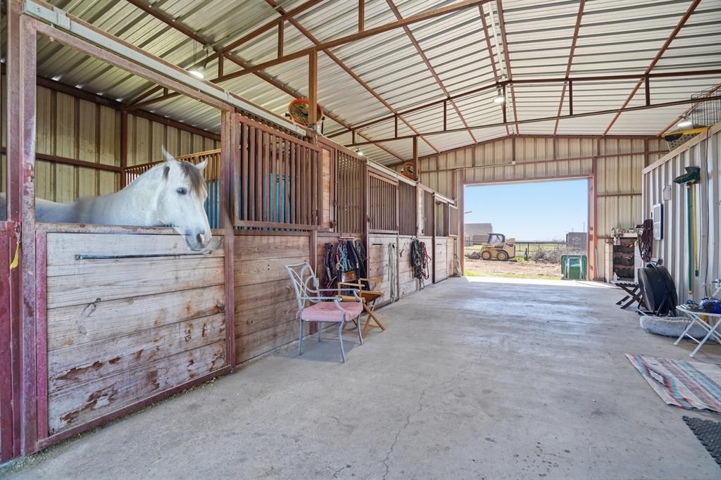 333 Meadow Crest Road Fort Worth, TX 76108 - Photo 26 of 32