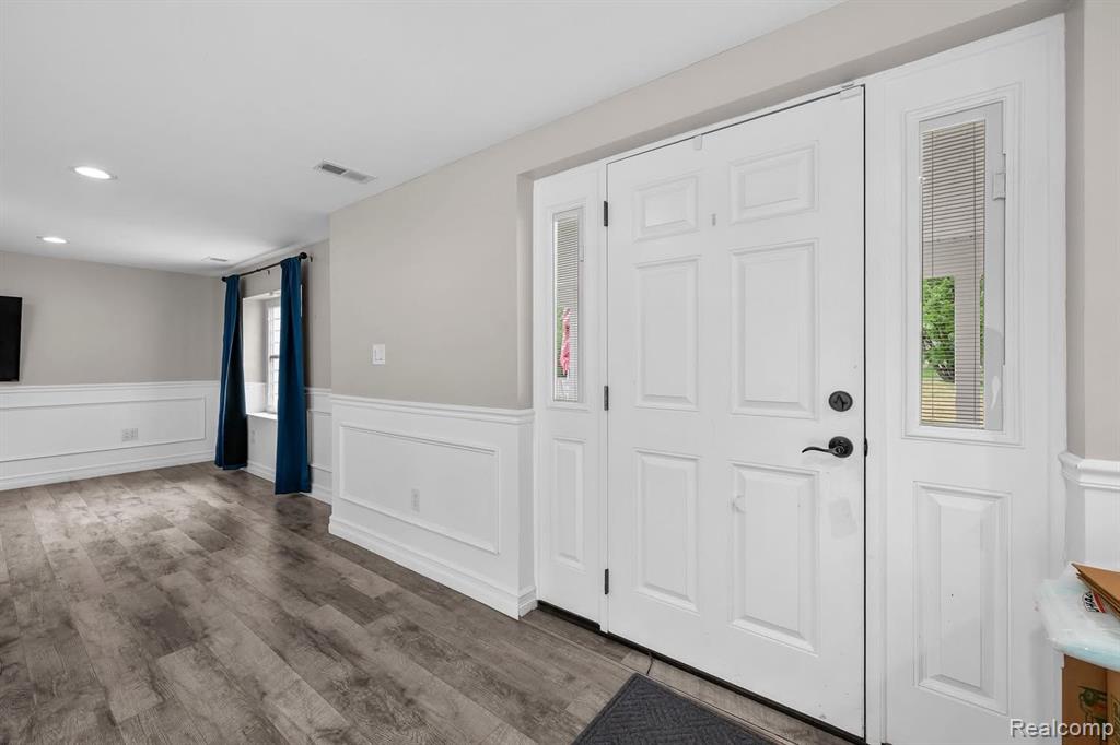 6537 Pardee Road Taylor, MI 48180 - Photo 5 of 22