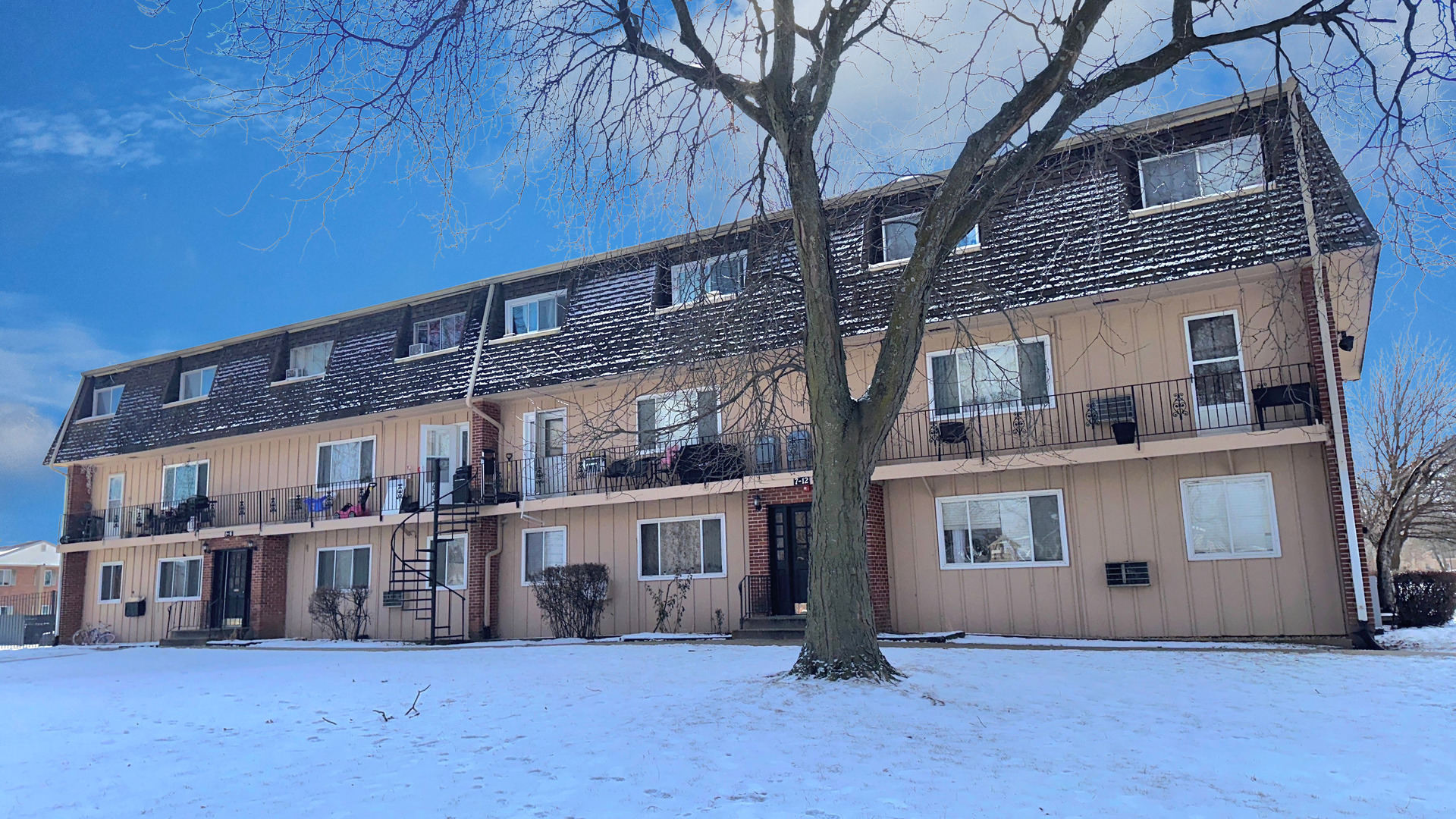 2312 West Algonquin Road, Unit 9 Rolling Meadows, IL 60008 - Photo 1 of 7