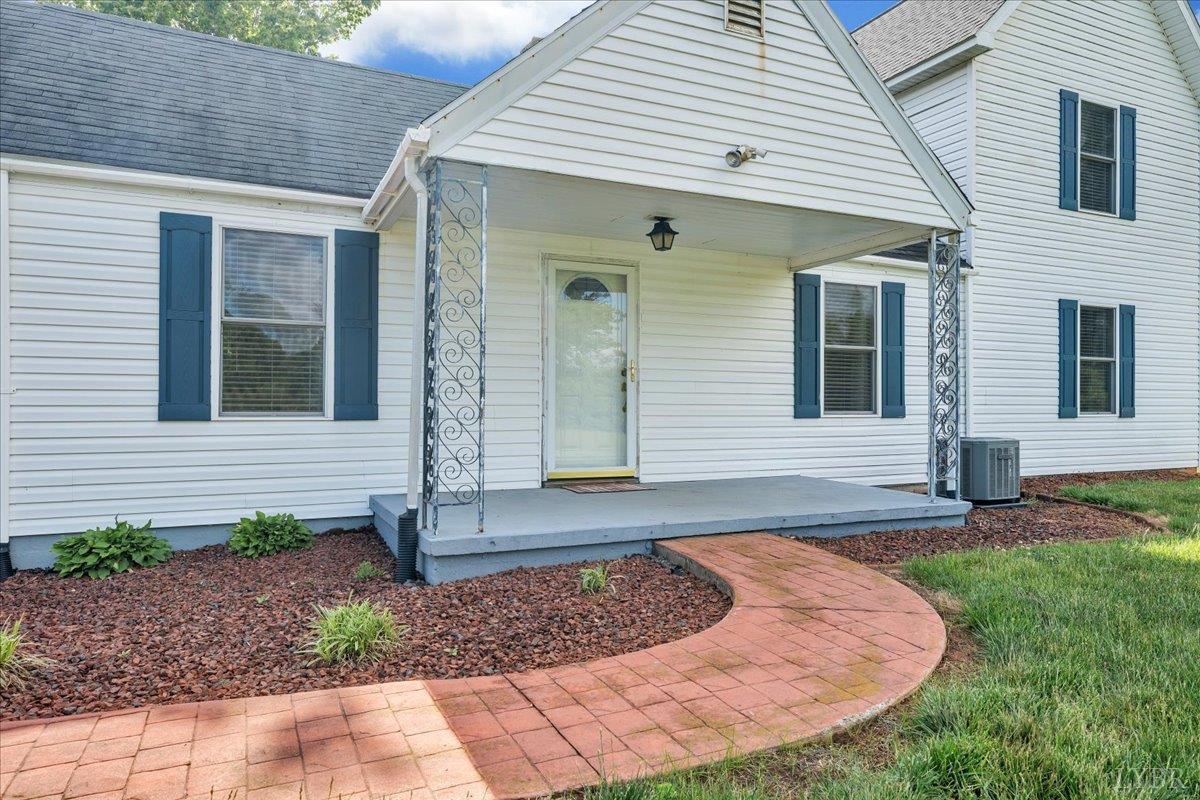 193 Simmons Creek Road Union Hall, VA 24176 - Photo 4 of 77