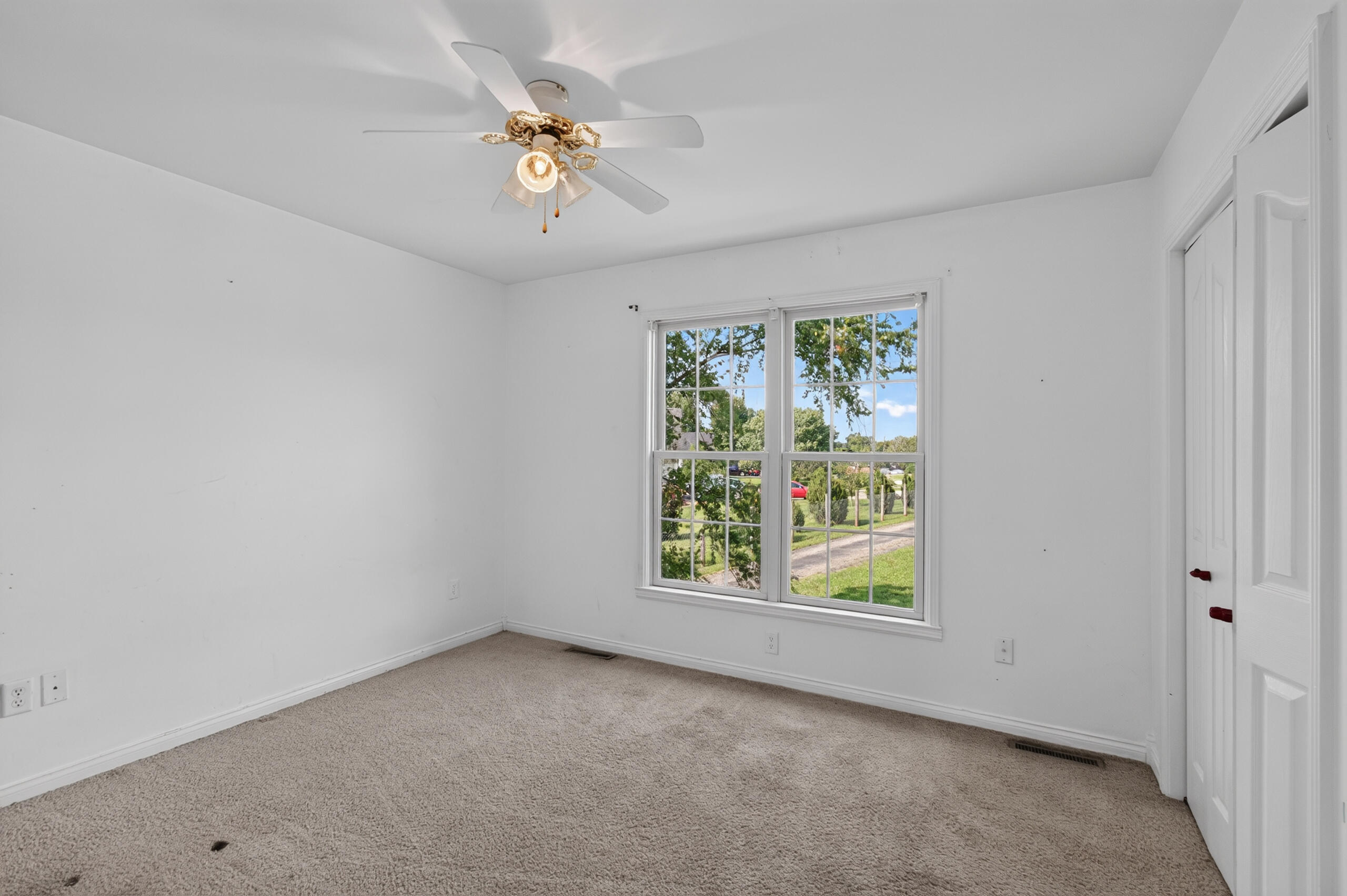 364 Ridgeview Drive Berea, KY 40403 - Photo 36 of 48 Guest Bed #2