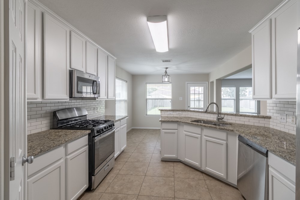 13619 Northpointe Ridge Lane Cypress, TX 77429 - Photo 10 of 38