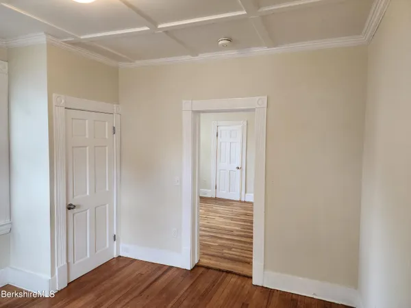 $1,300 | 39 Onota Street, Unit 1, Pittsfield, MA 01201