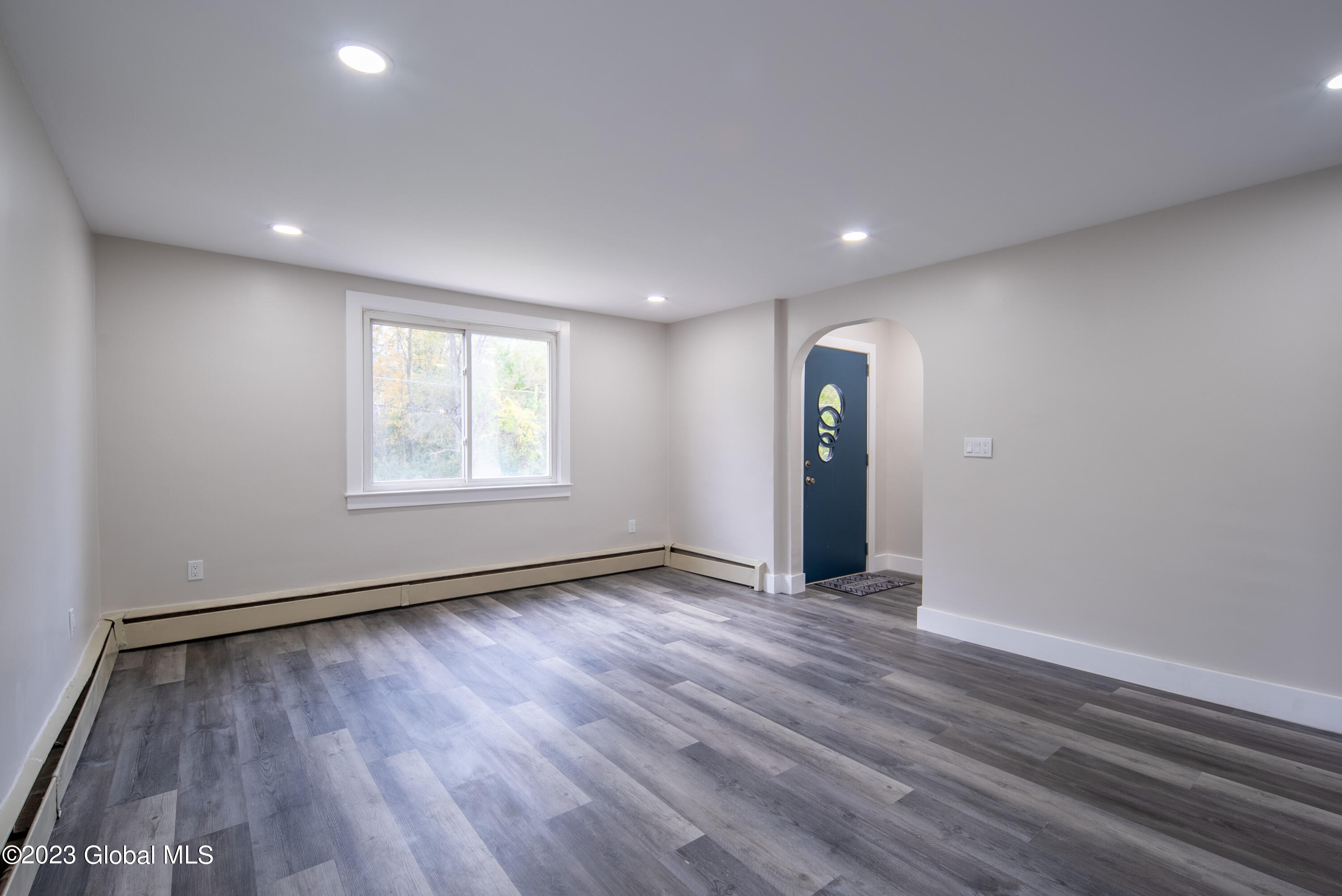 166 Blue Barns Road Clifton Park, NY 12027 - Photo 5 of 43 006