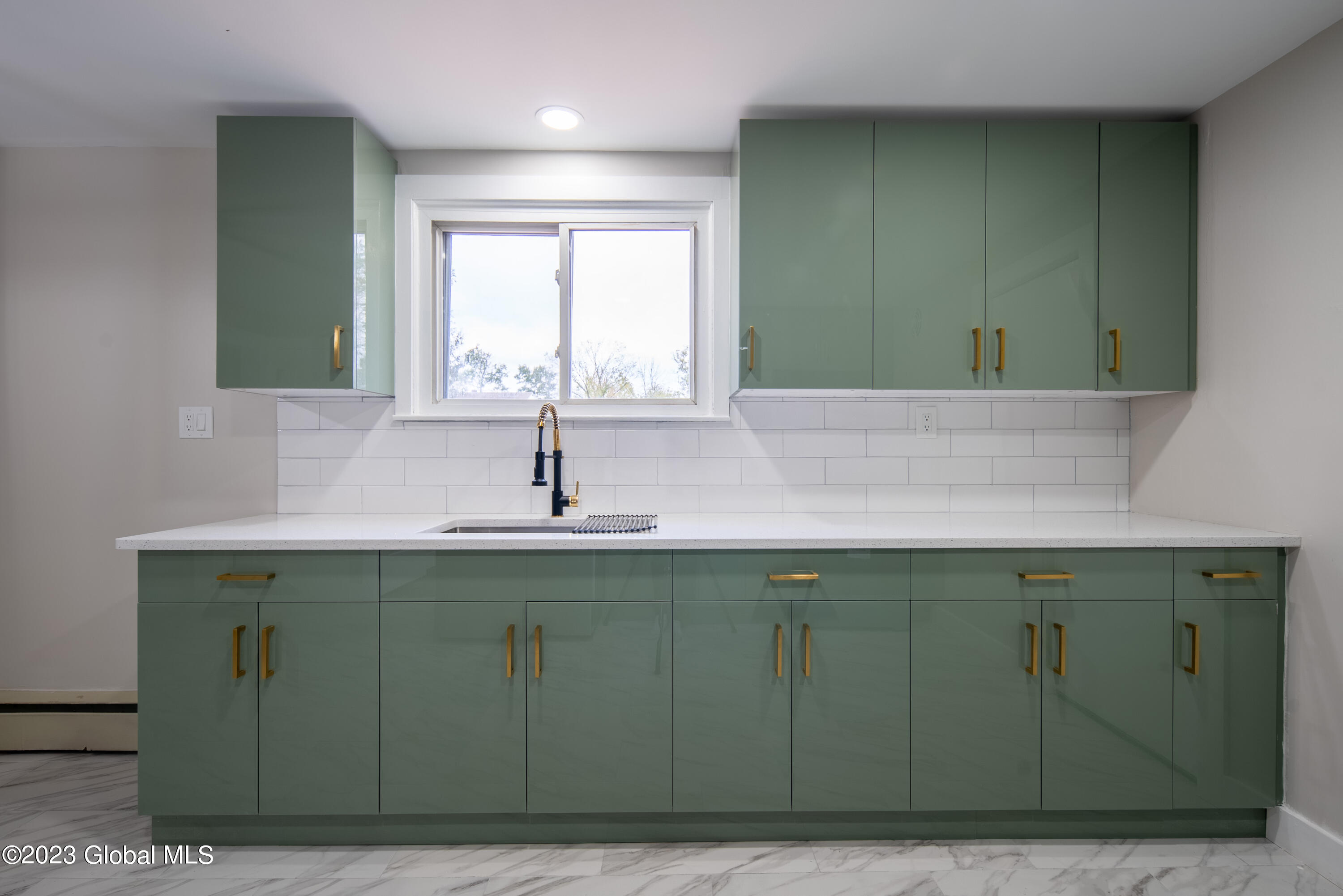 166 Blue Barns Road Clifton Park, NY 12027 - Photo 8 of 43 009