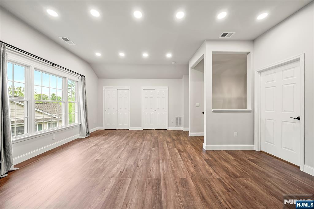 25 Woods Edge Road Old Tappan, NJ 07675 - Photo 22 of 30