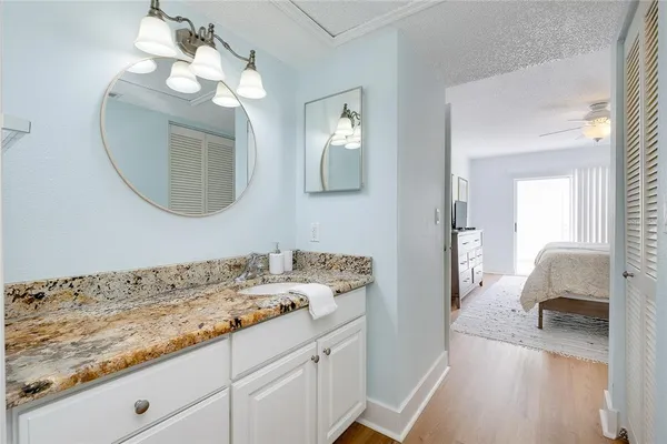 $244,000 | 303 Wexford Terrace, Unit 183, Venice, FL 34293