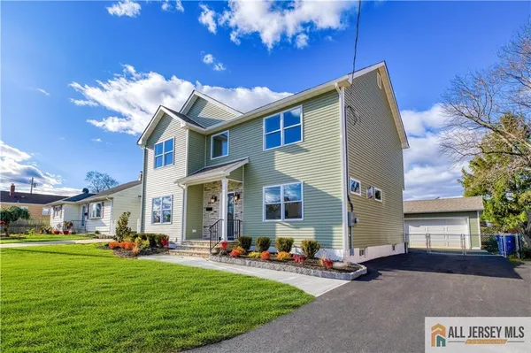 $824,900 | 3 Lyons Street, South River, NJ 08882