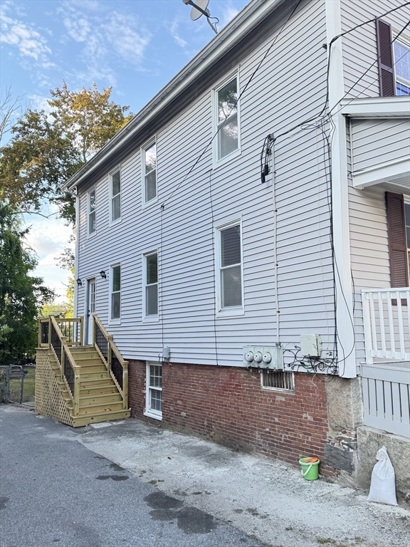 18 Spring Street Taunton, MA 02780 - Photo 3 of 42 Gallery Image 3
