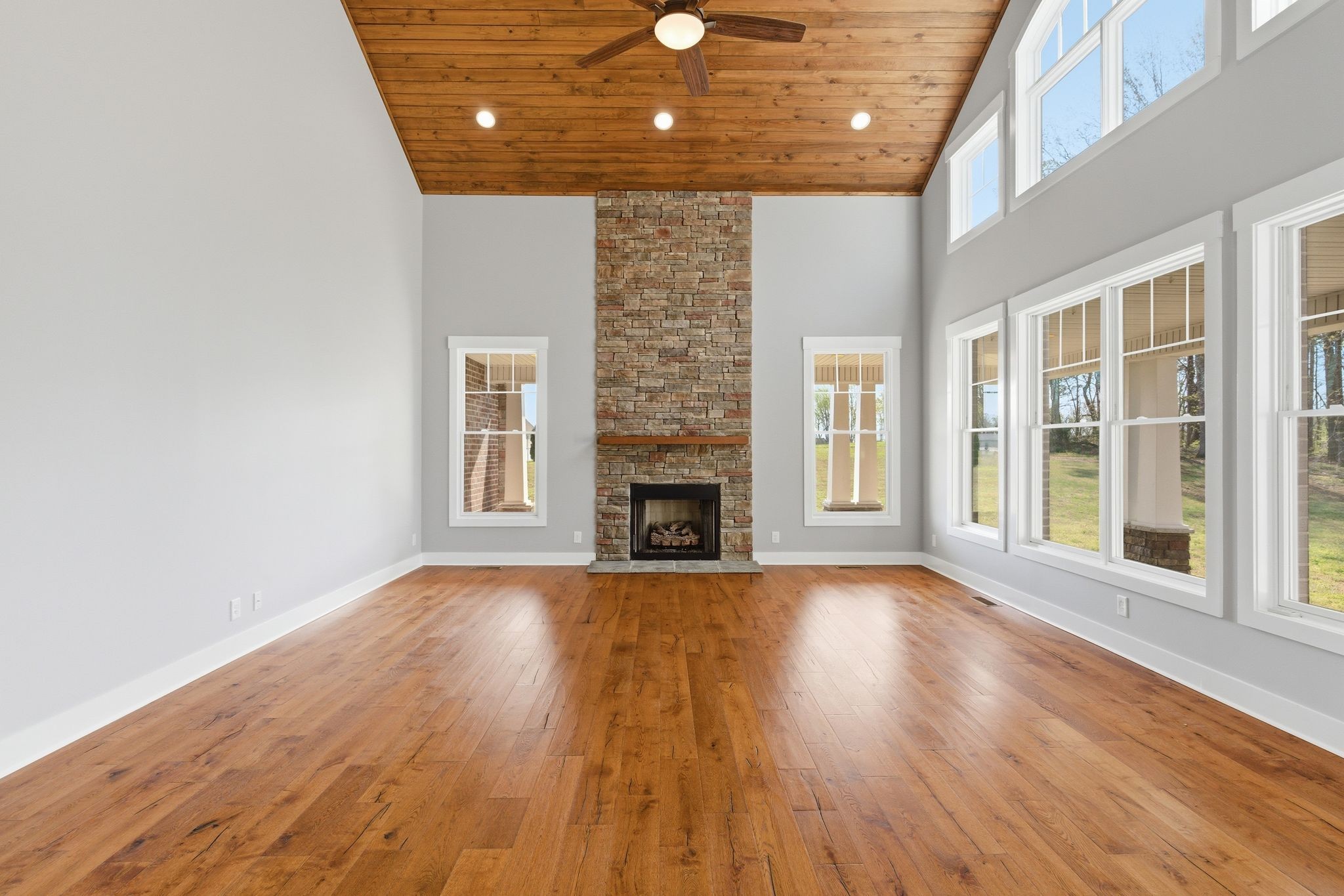 2385 Pleasant View Road Pleasant View, TN 37146 - Photo 12 of 58