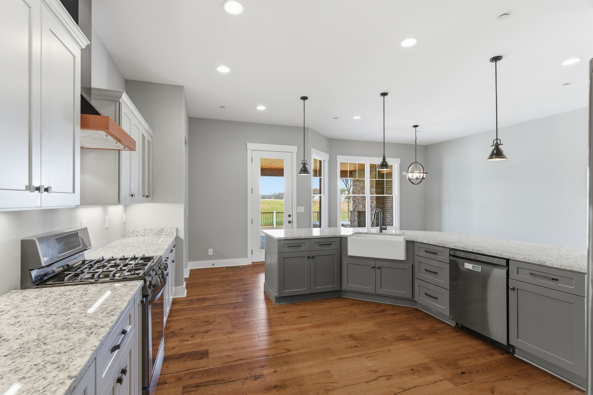 2385 Pleasant View Road Pleasant View, TN 37146 - Photo 17 of 58