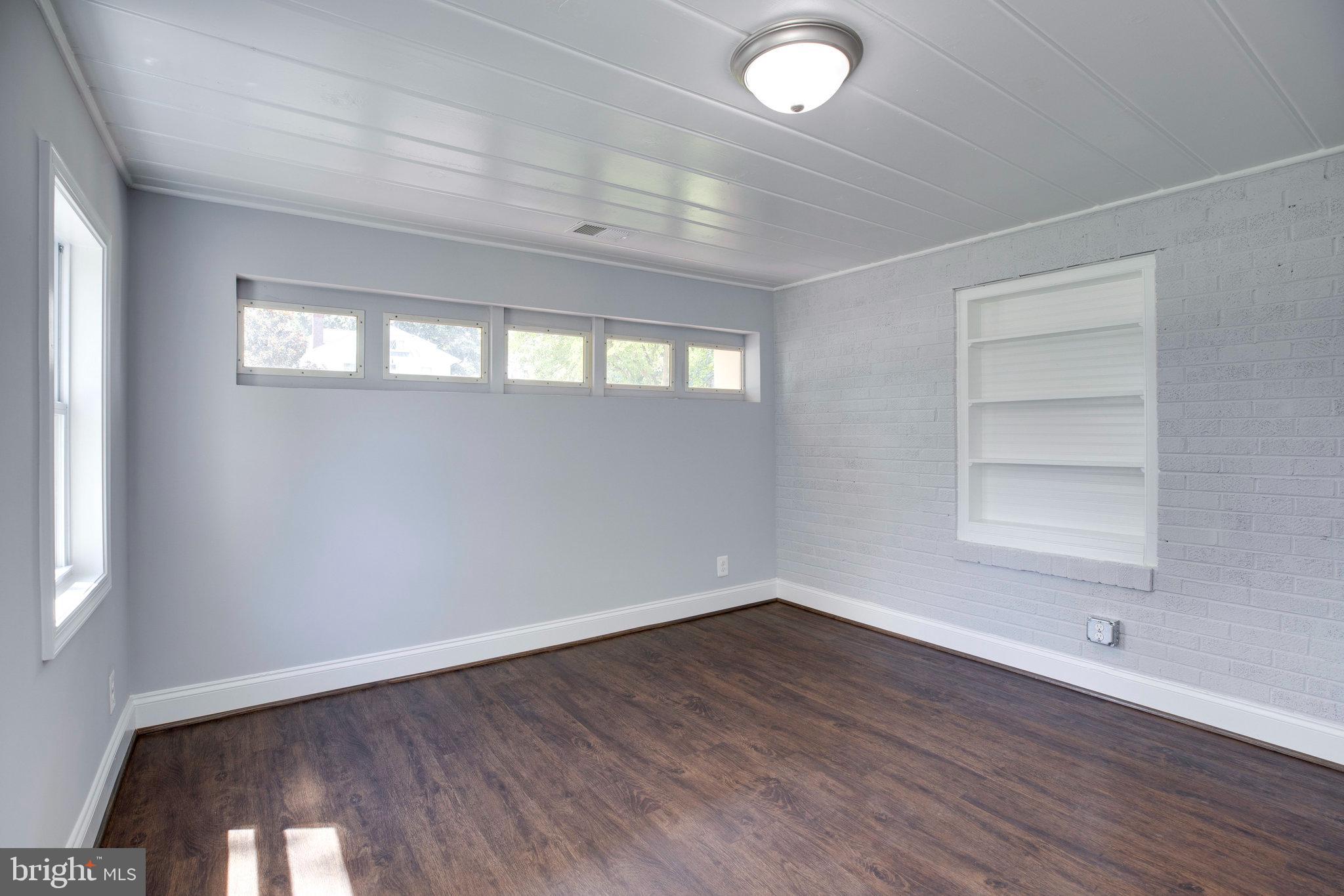 9027 Sudley Road Manassas, VA 20110 - Photo 29 of 55 Gallery Image 29